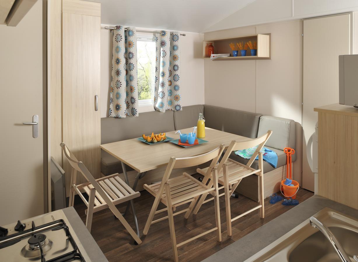 Frantheor Frejus 5 Etoiles Hotel Room photo